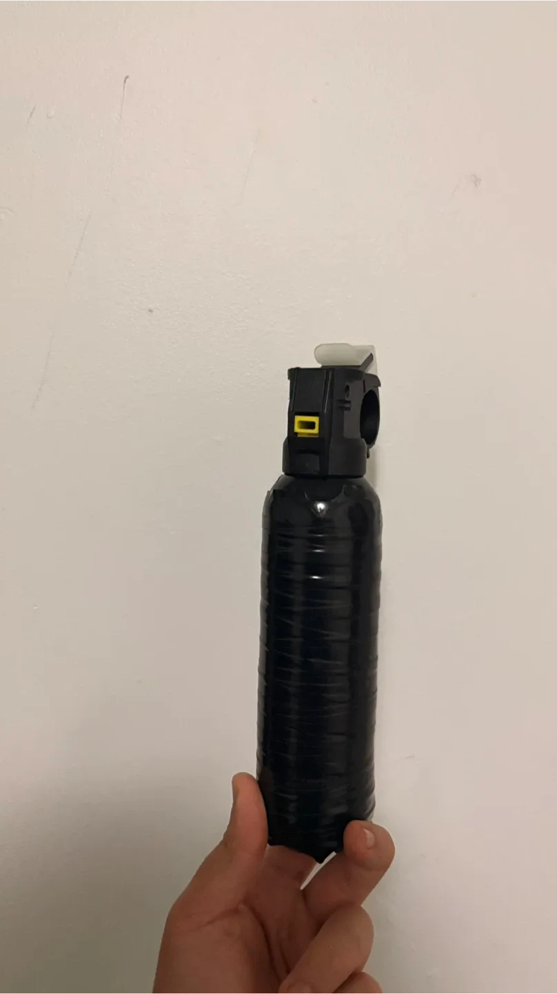 Hunting bare mace can