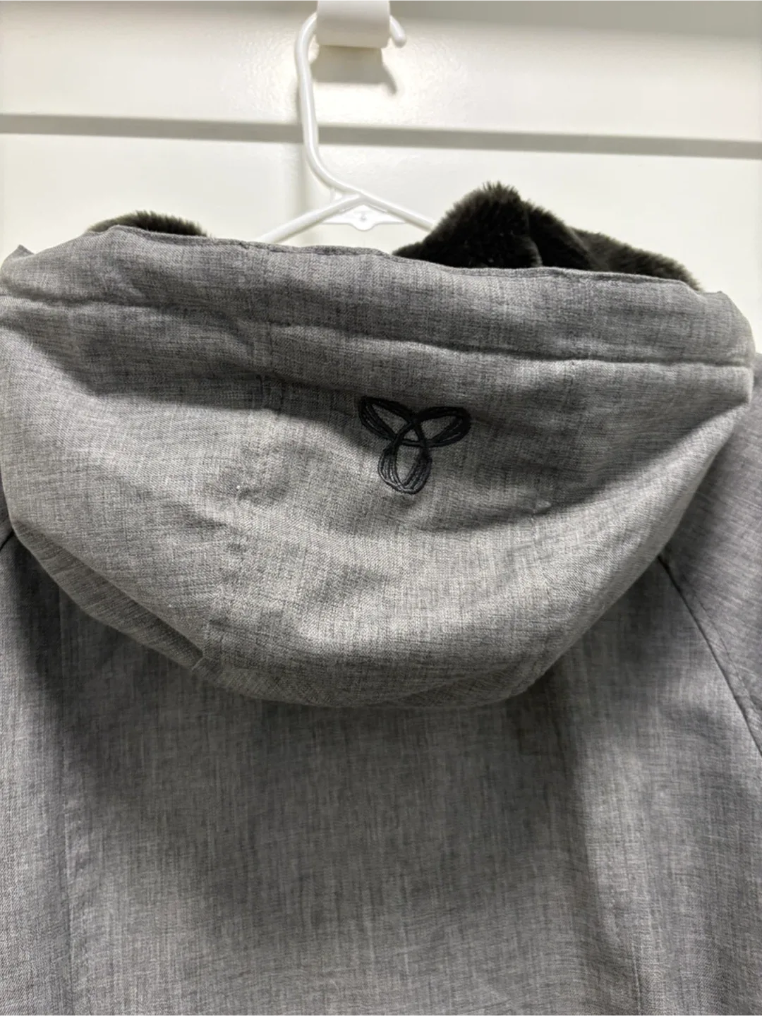 TNA Vail Grey Jacket - Size Small image indicator(5)