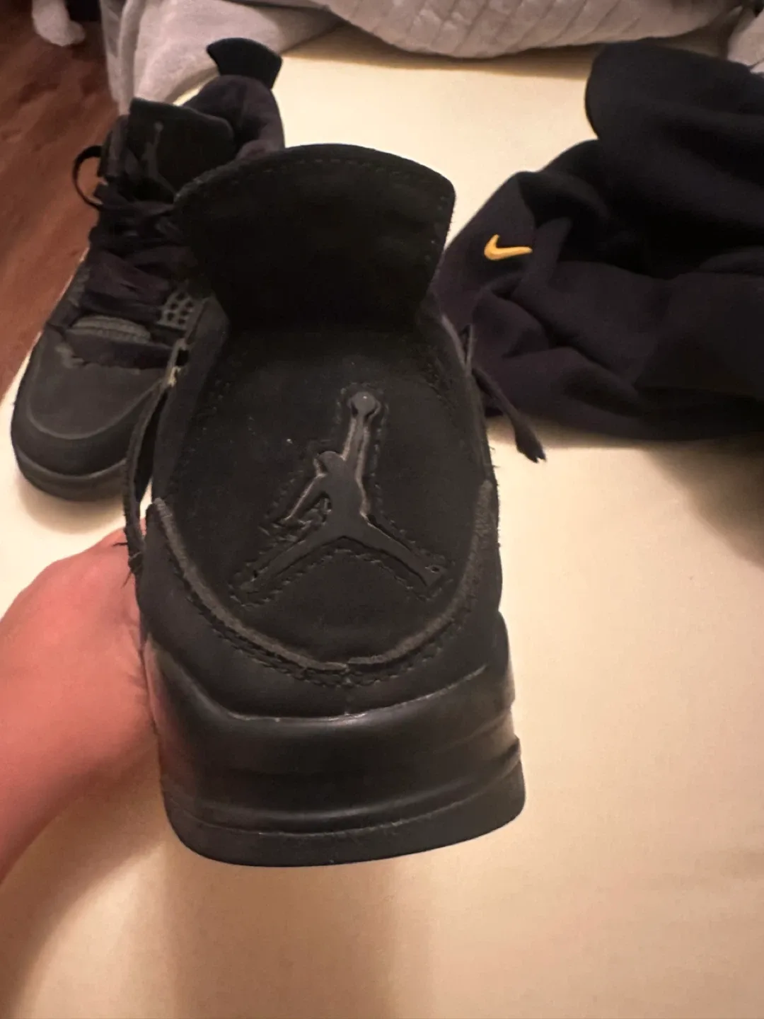 Air Jordan 4 Black Cats image indicator(4)