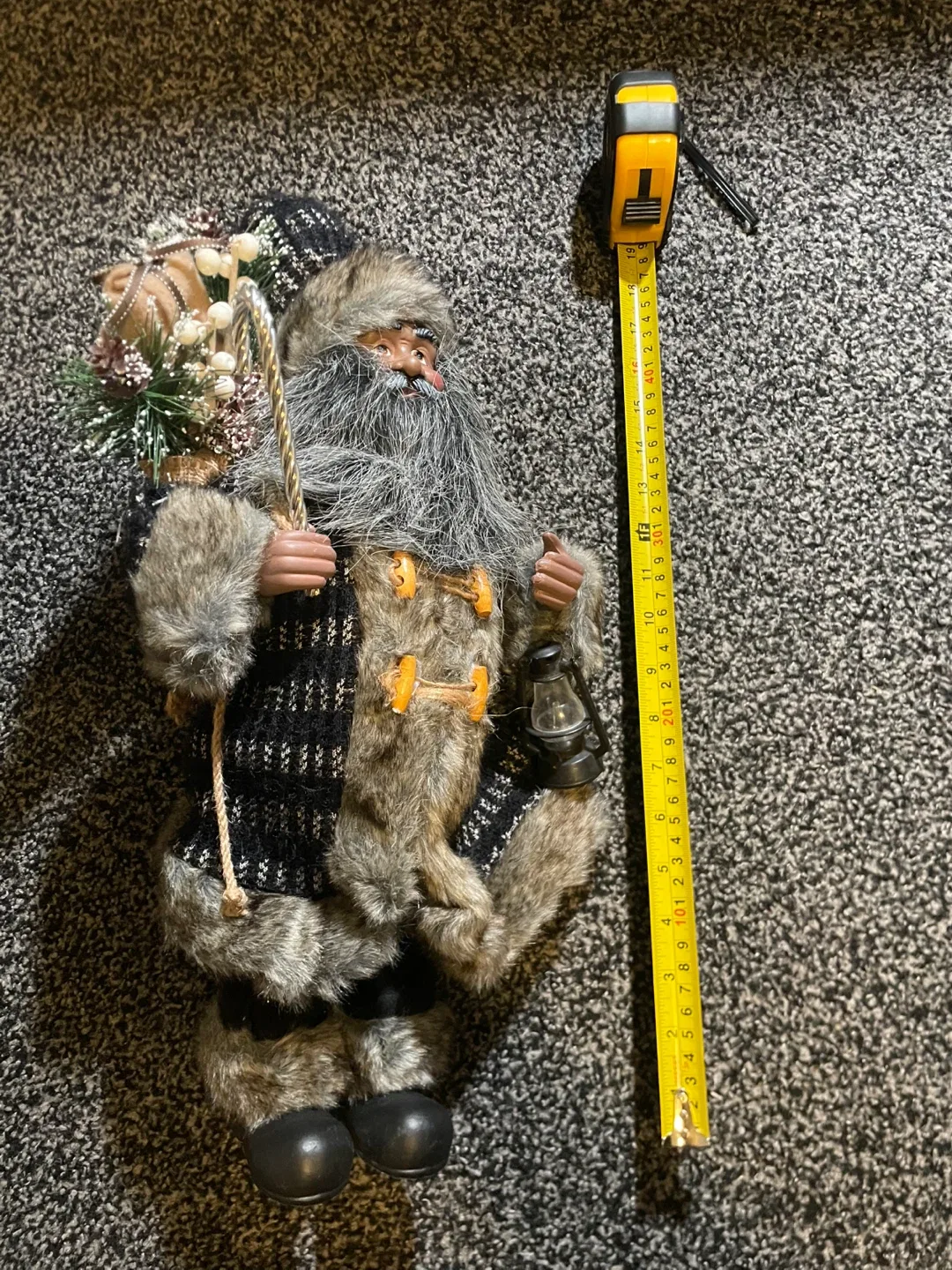 Santa Claus Figurine image indicator(3)