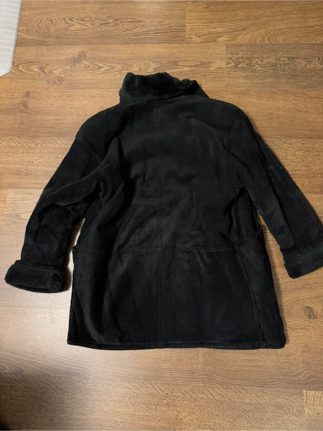 Vintage Black Suede Leather Coat - Size M image indicator(4)
