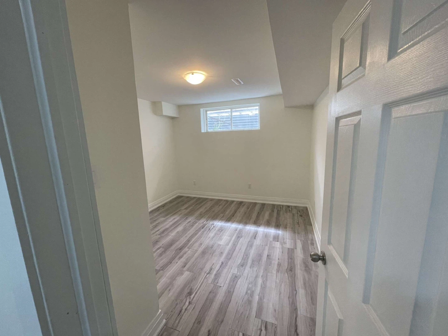 Large Room for Rental - photo 3