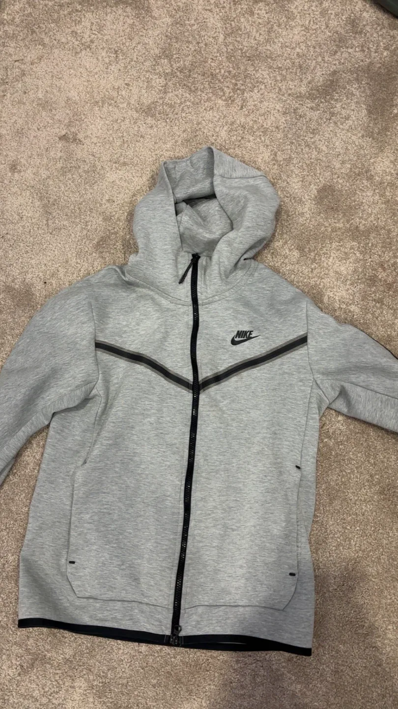 Nike Tech Fleece Hoodie - Grey