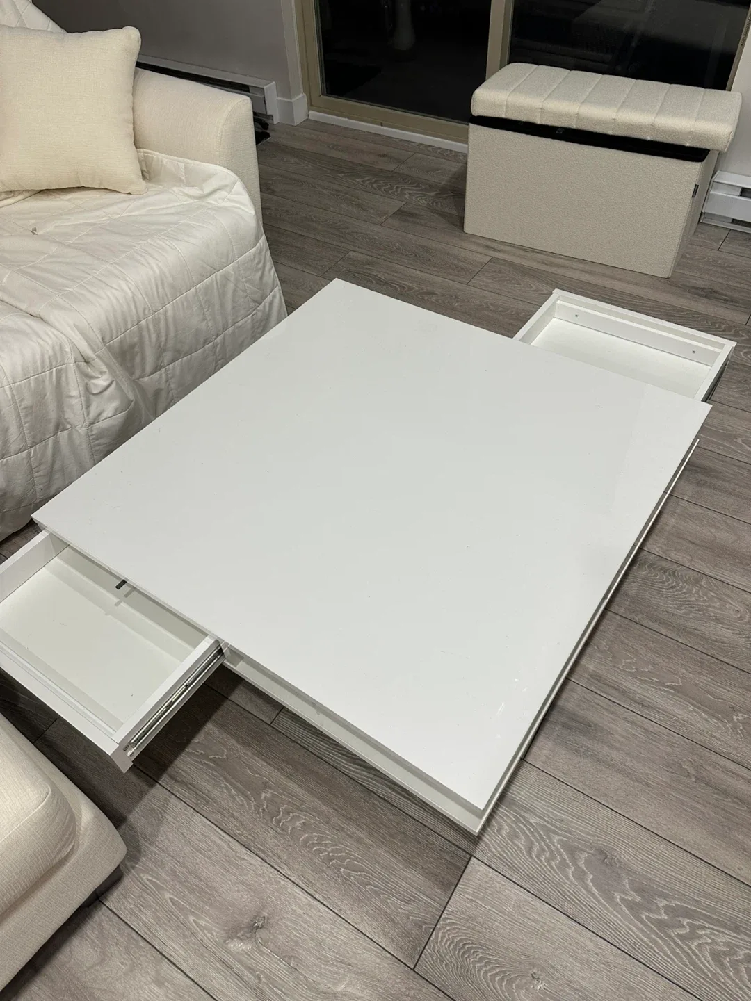 White Square Coffee Table with Drawers image indicator(2)