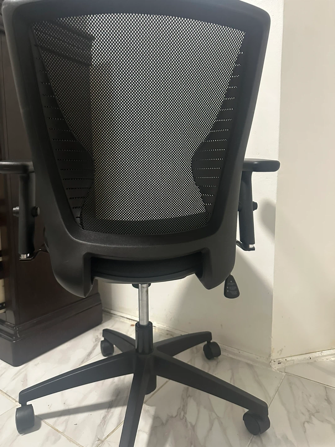 Black Office Chair - photo 3