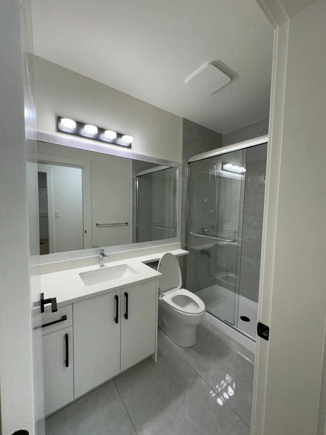 Brand new house 2bedroom basement for rent