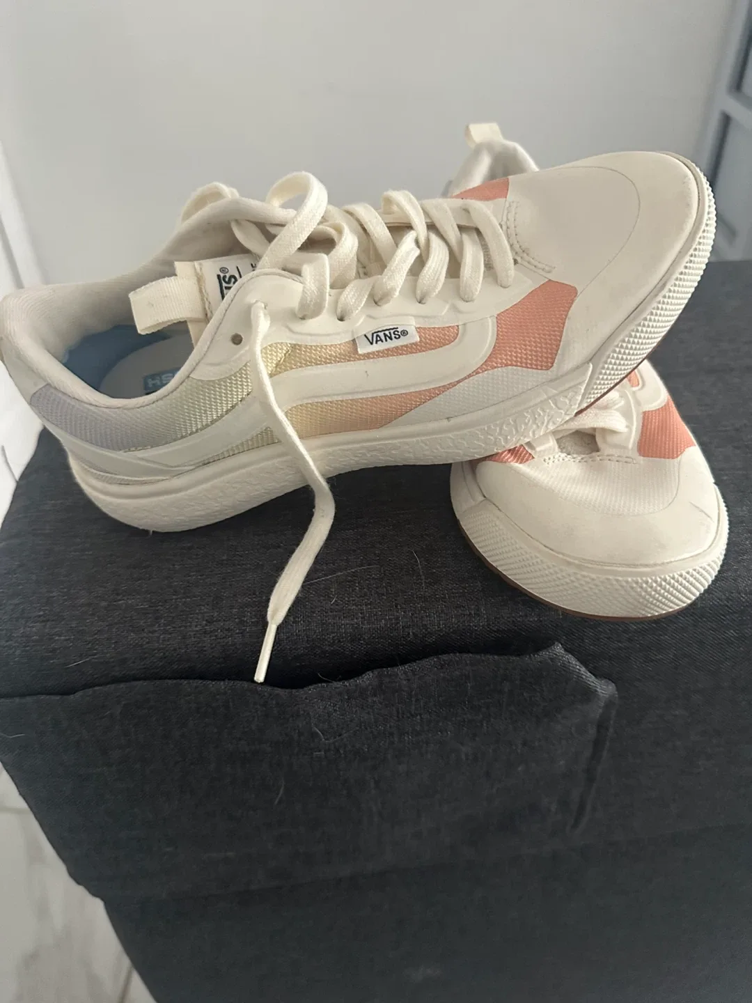 Vans Ultrarange VR3 Shoes - Women's Size 7 image indicator(3)