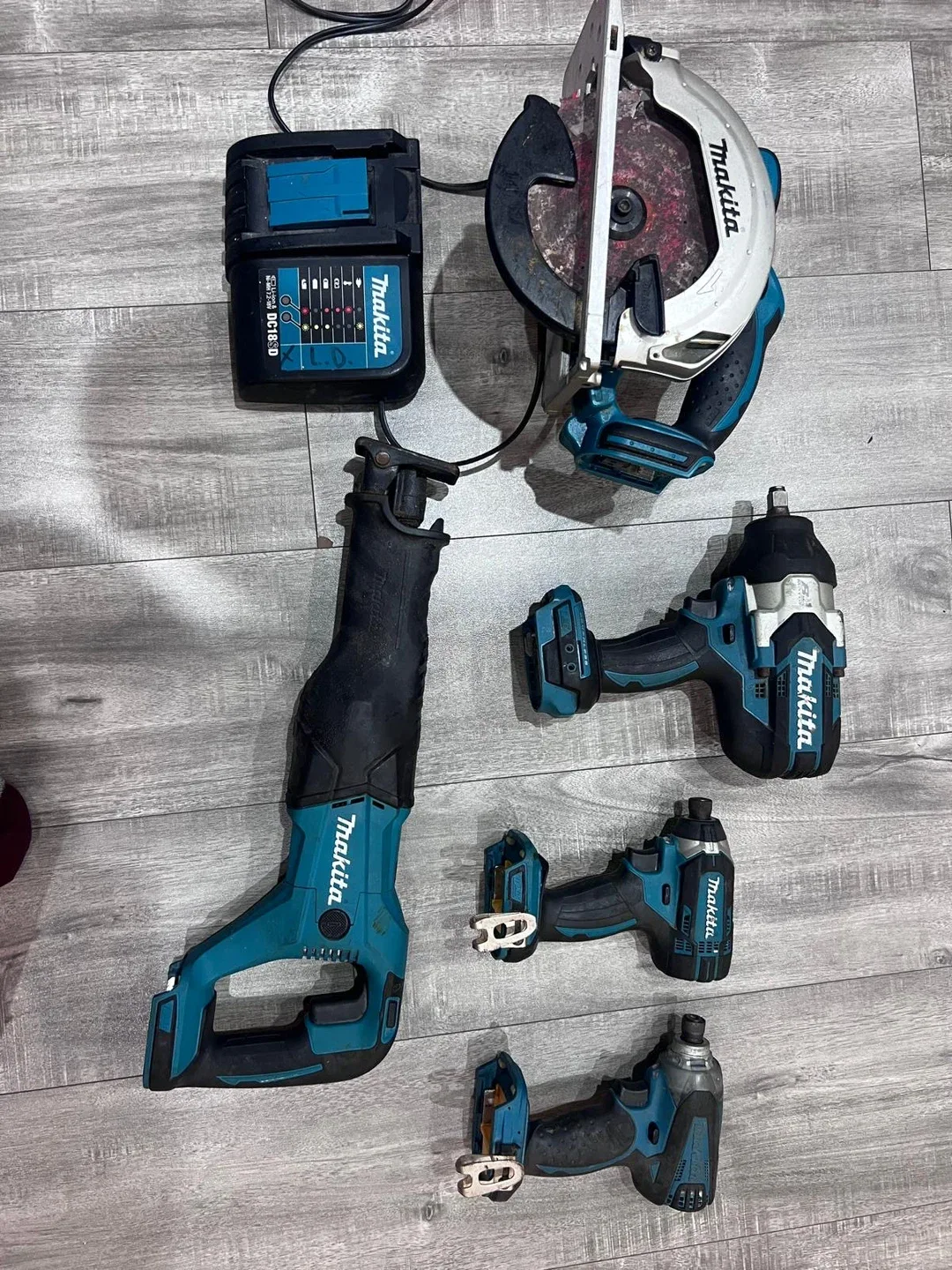 Makita Cordless Power Tool Set