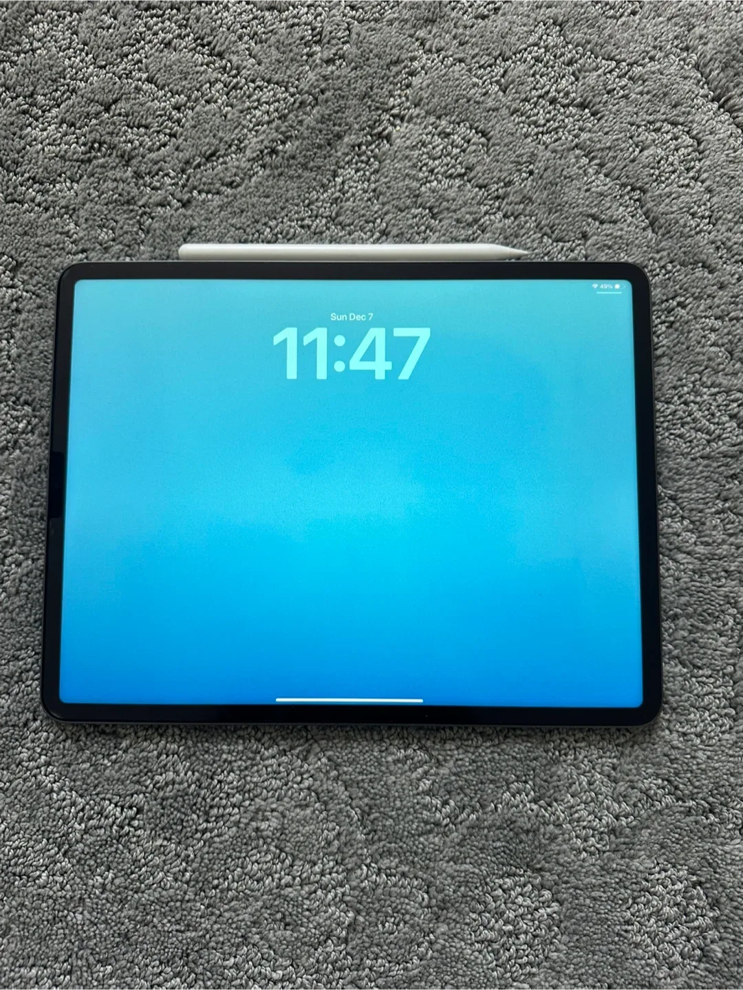 iPad Pro 12.9 M1 5th generation 128gb with Apple Pencil and case image indicator(3)