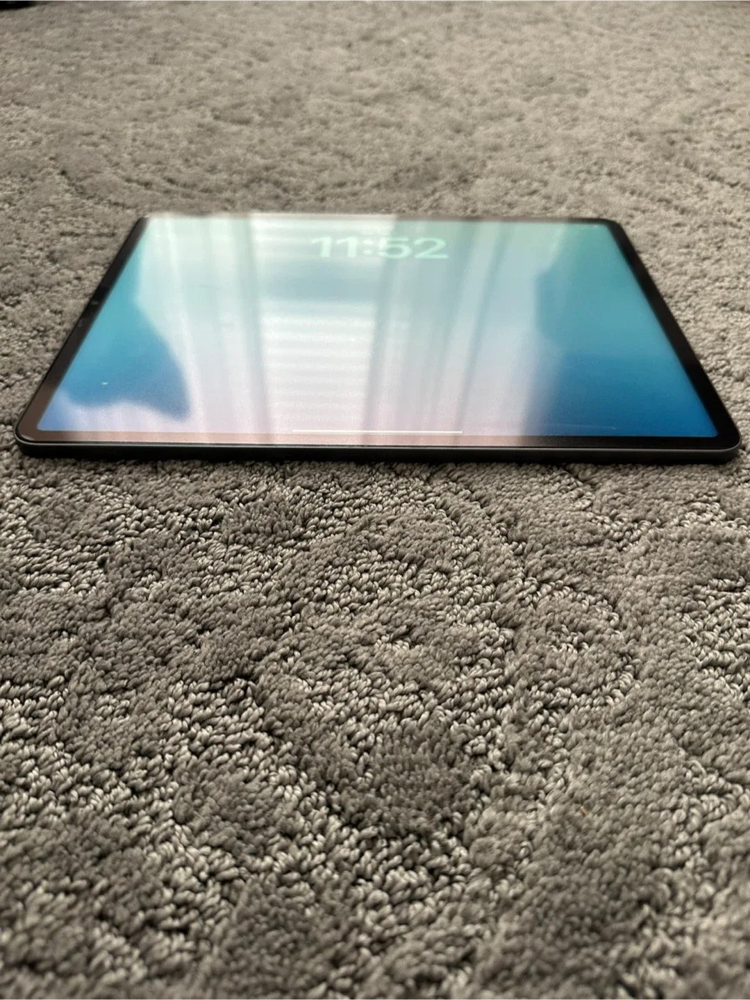 iPad Pro 12.9 M1 5th generation 128gb with Apple Pencil and case image indicator(4)