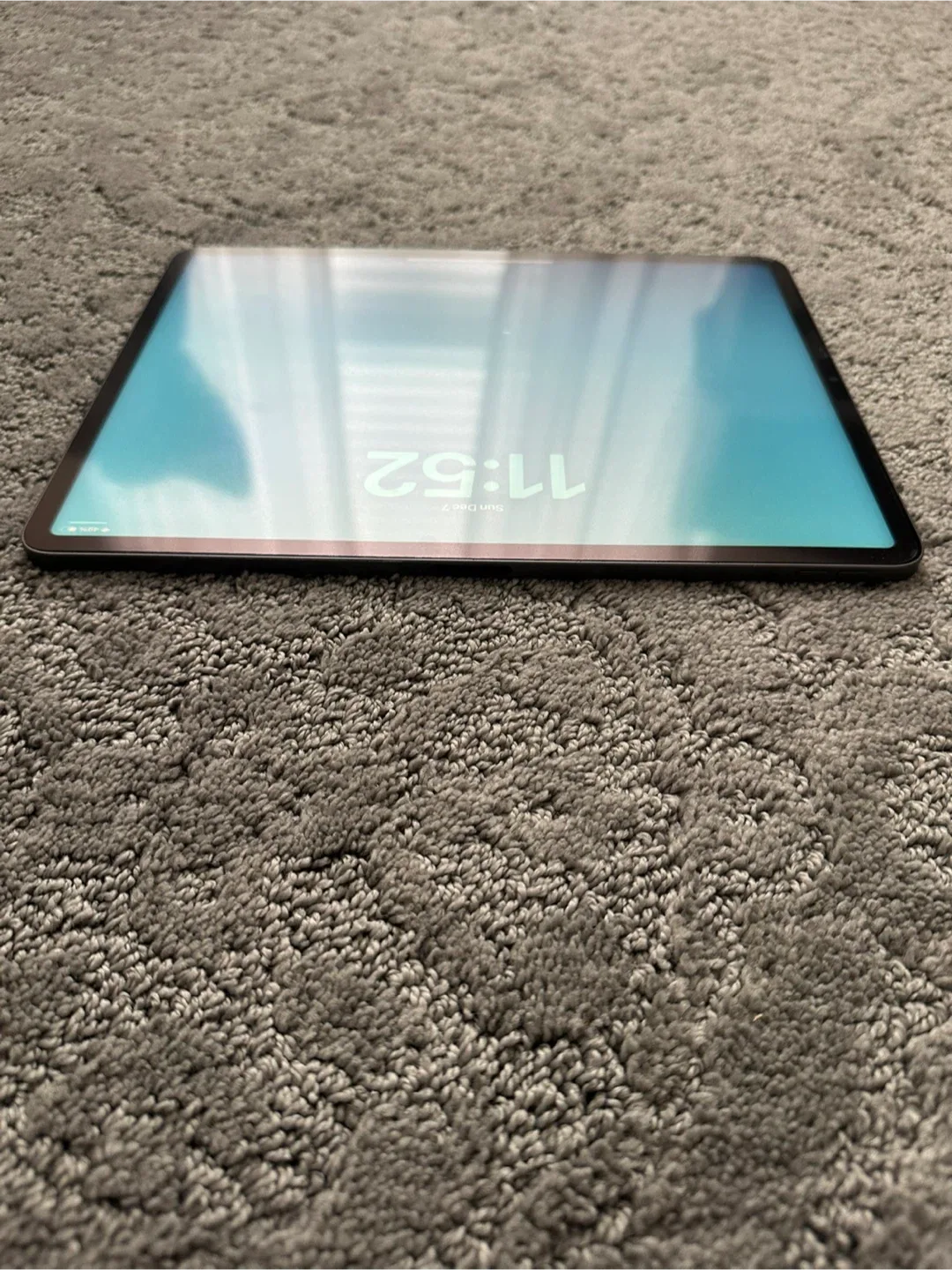 iPad Pro 12.9 M1 5th generation 128gb with Apple Pencil and case image indicator(6)