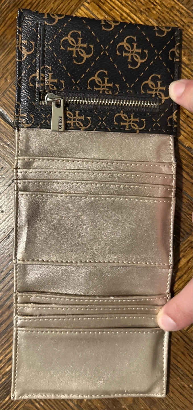 Guess Wallet - photo 2