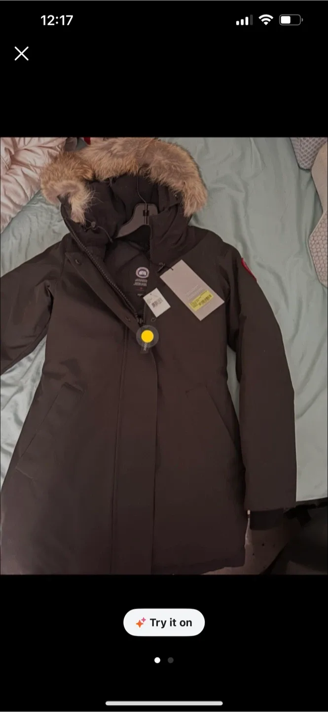 WOMENS CANADA GOOSE 2XS fusion fit brand new with tags $600 FIRM image indicator(2)