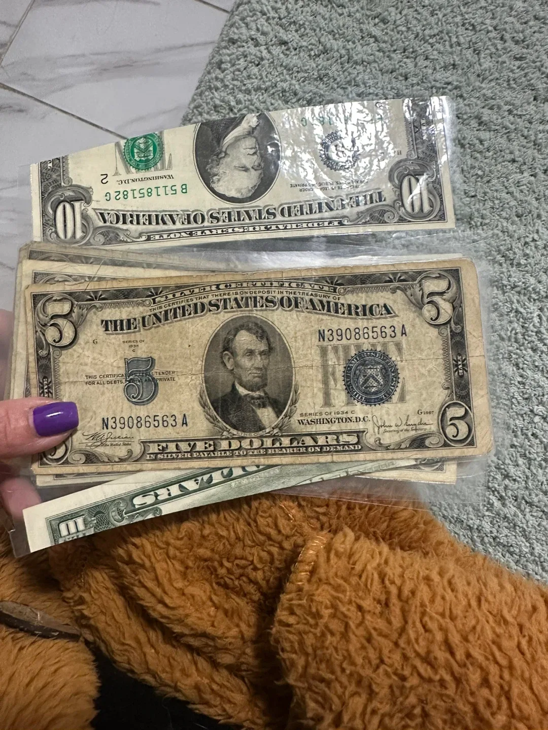 Vintage US Currency: $10, $5, $1 Bills