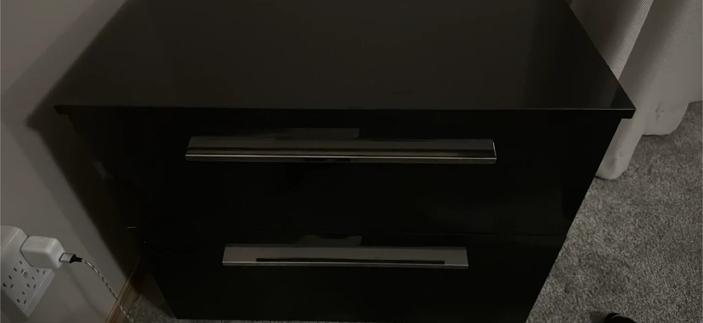 Black Bedroom Set - Bed, Nightstand, Dresser image indicator(2)