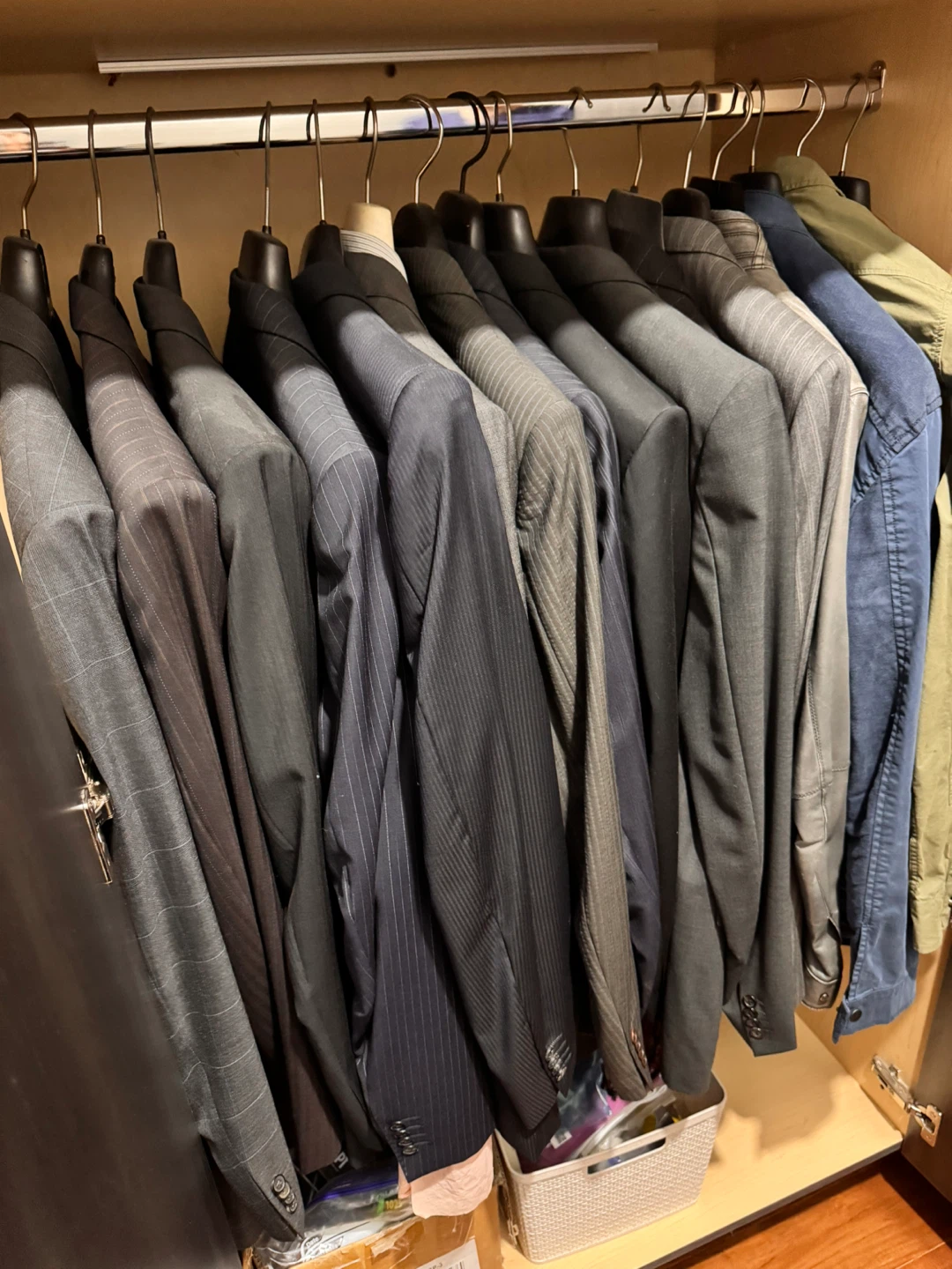 Men's Suits - Various Sizes & Styles