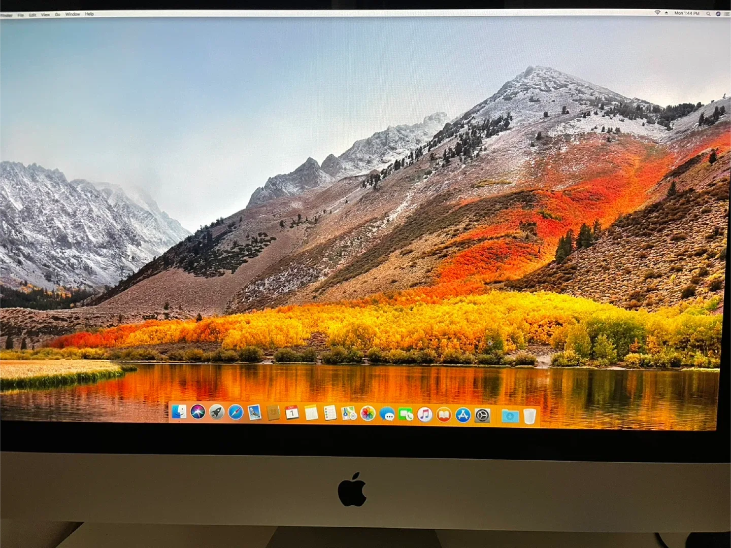 iMac 27-inch Late 2009 image indicator(3)