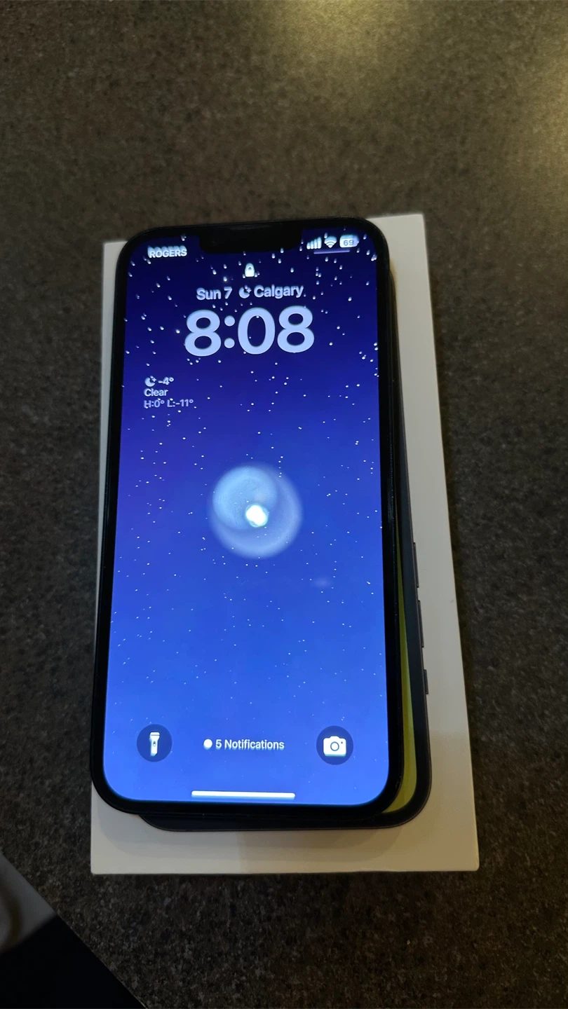 IPhone 14 128GB - Midnight color - photo 3