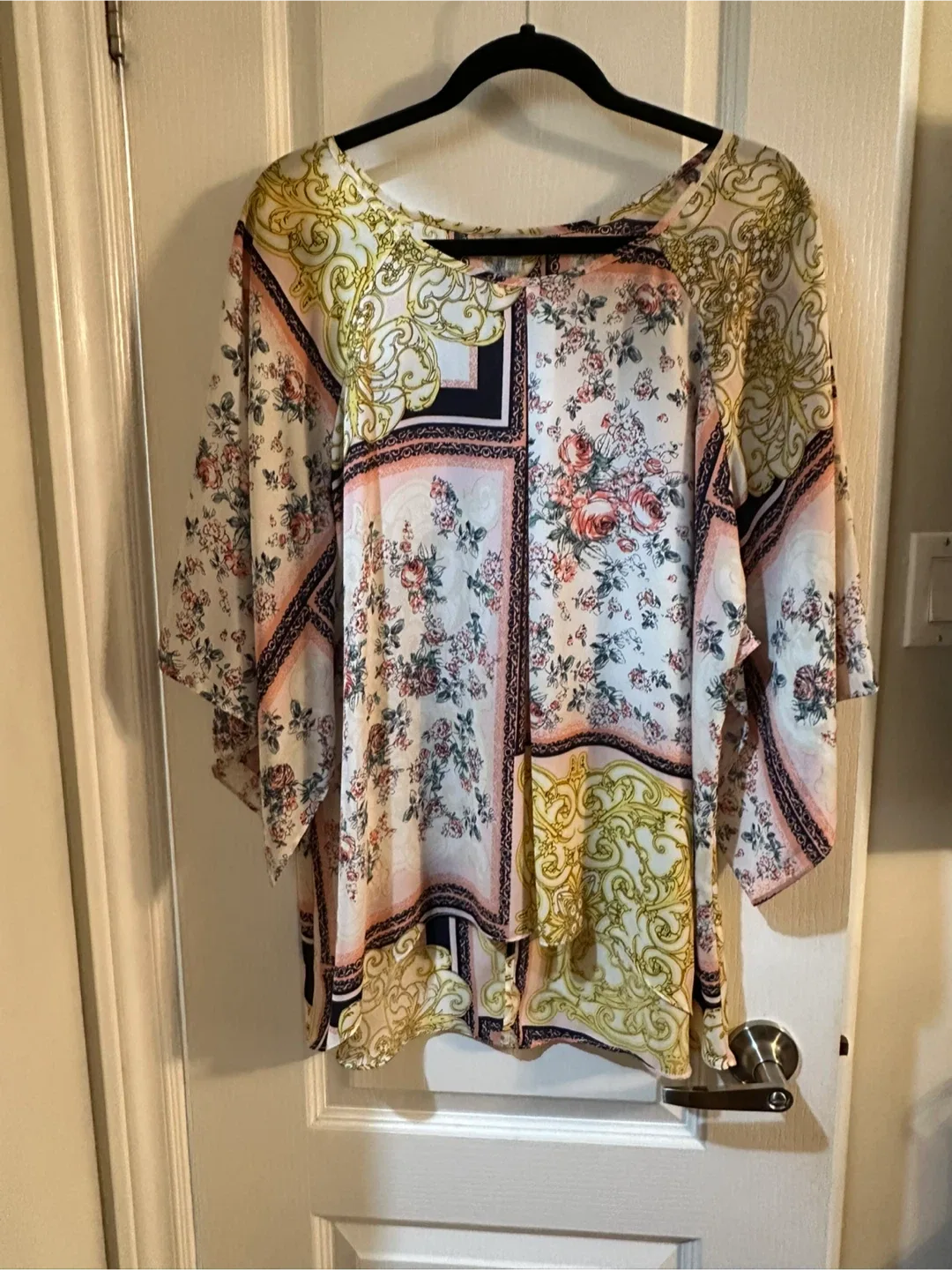 Floral Print Blouse (XL)