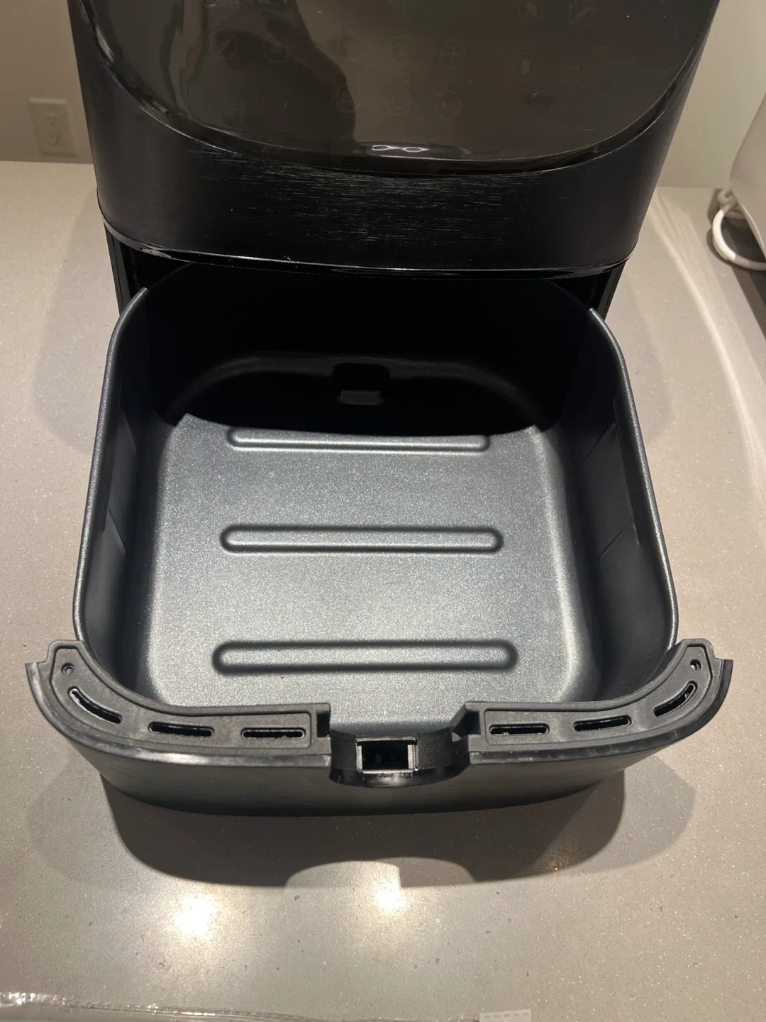 Cosori Air Fryer - Lightly Used image indicator(3)