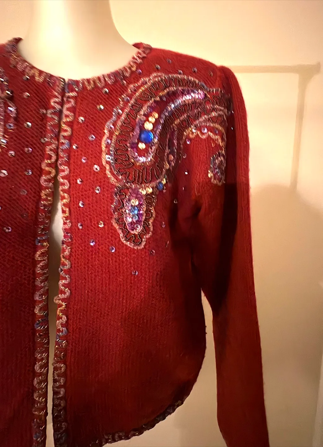 Vintage Sequinned with bead & gems 💎 Cardigan - Red image indicator(4)