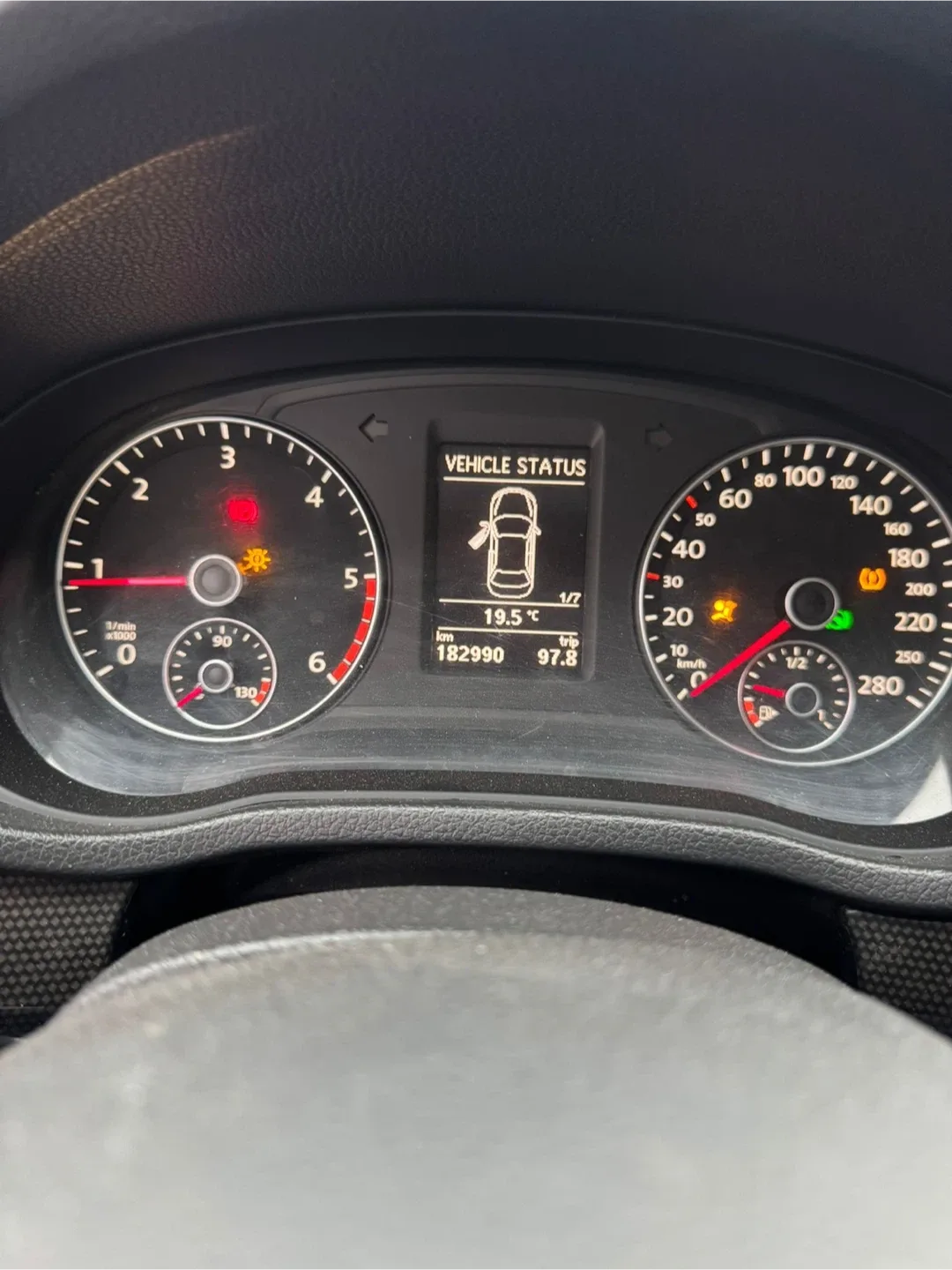 2013 Volkswagen Passat Tdi image indicator(9)