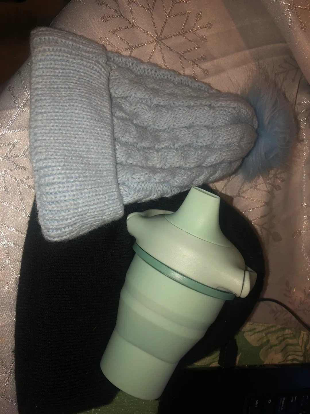 FREE 2 Touques NEW Green Sippy Cup #Cleanout