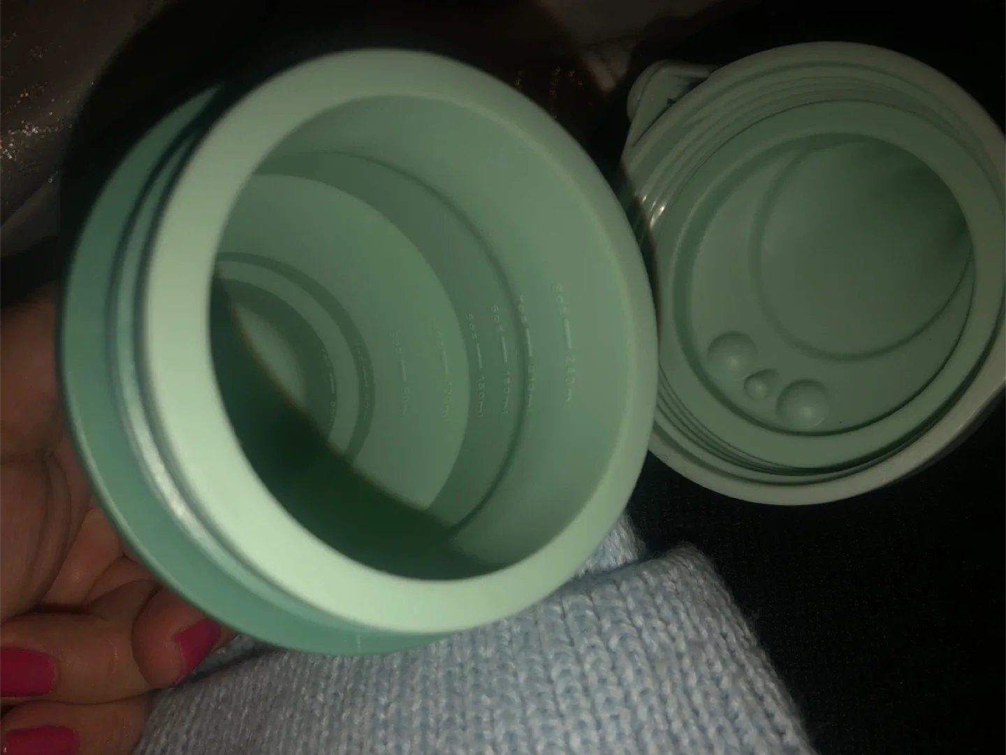 FREE 2 Touques NEW Green Sippy Cup #Cleanout image indicator(3)