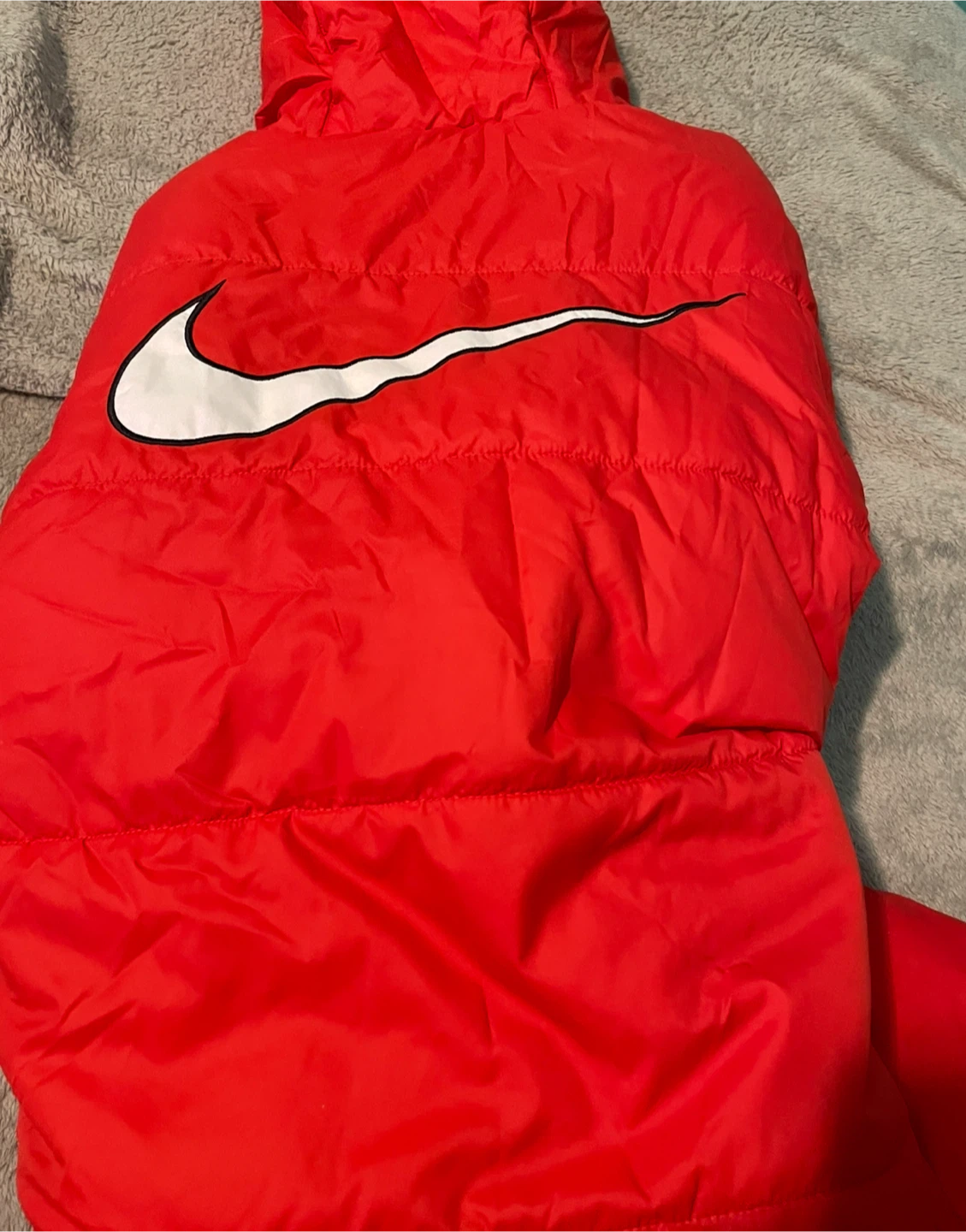Nike Red Puffer Jacket - photo 2