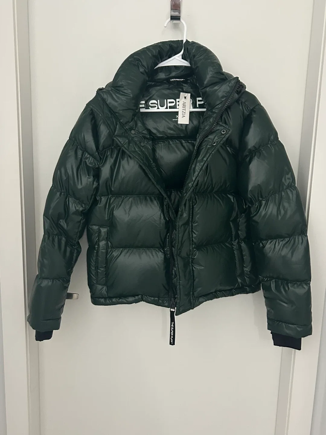 Aritzia Super Puff Shorty Jacket - Green