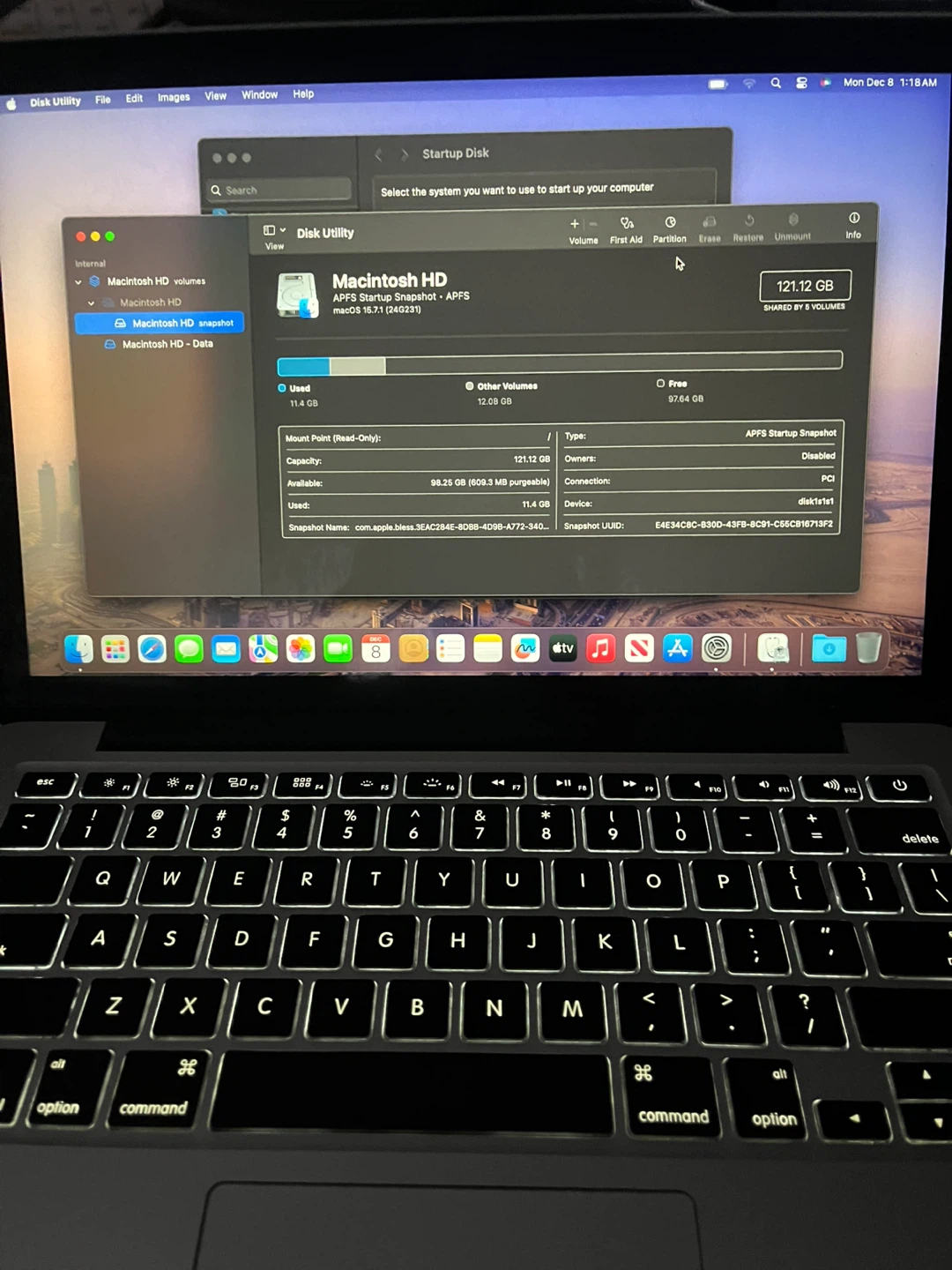 2015 MacBook Pro Intel i5 8gb 128gb SSD with Charger - photo 3