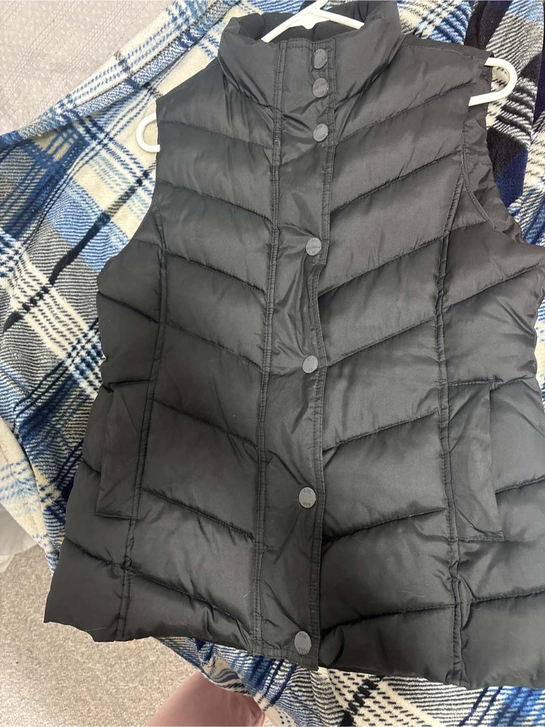 Gap Black Puffer Vest size mejume - photo 3