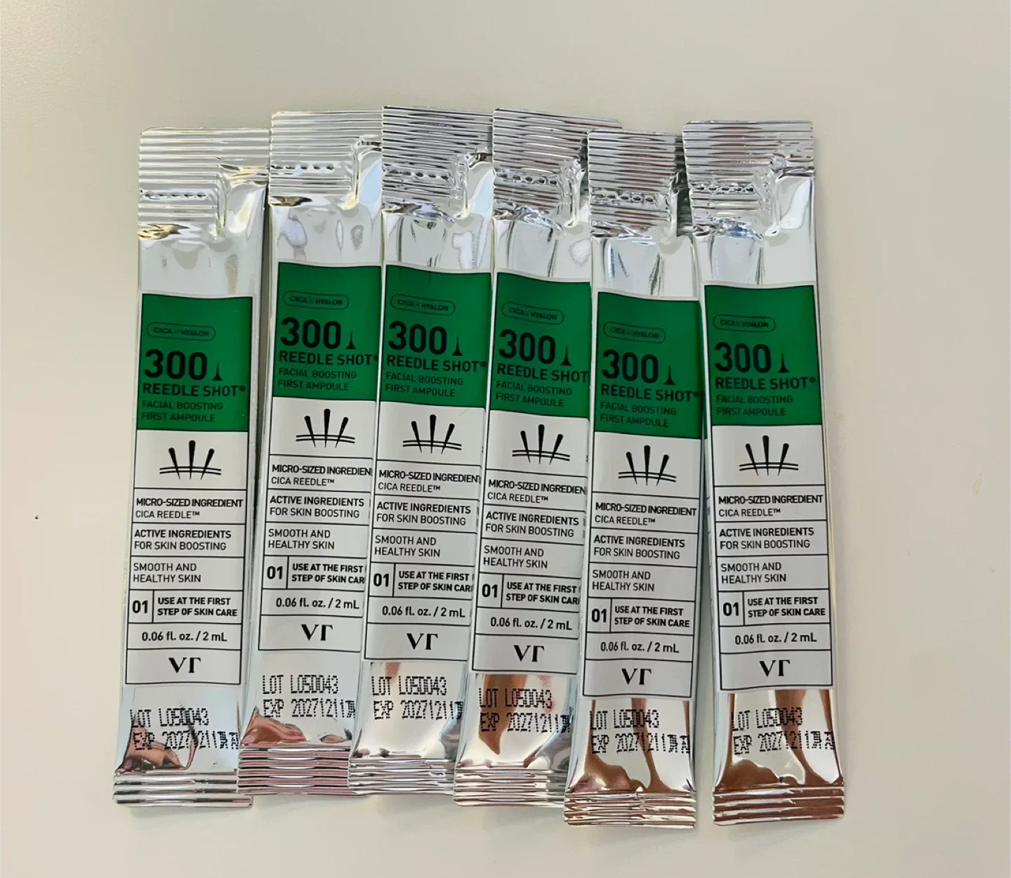 VT Cica Reedle Shot 300 Facial Ampoule