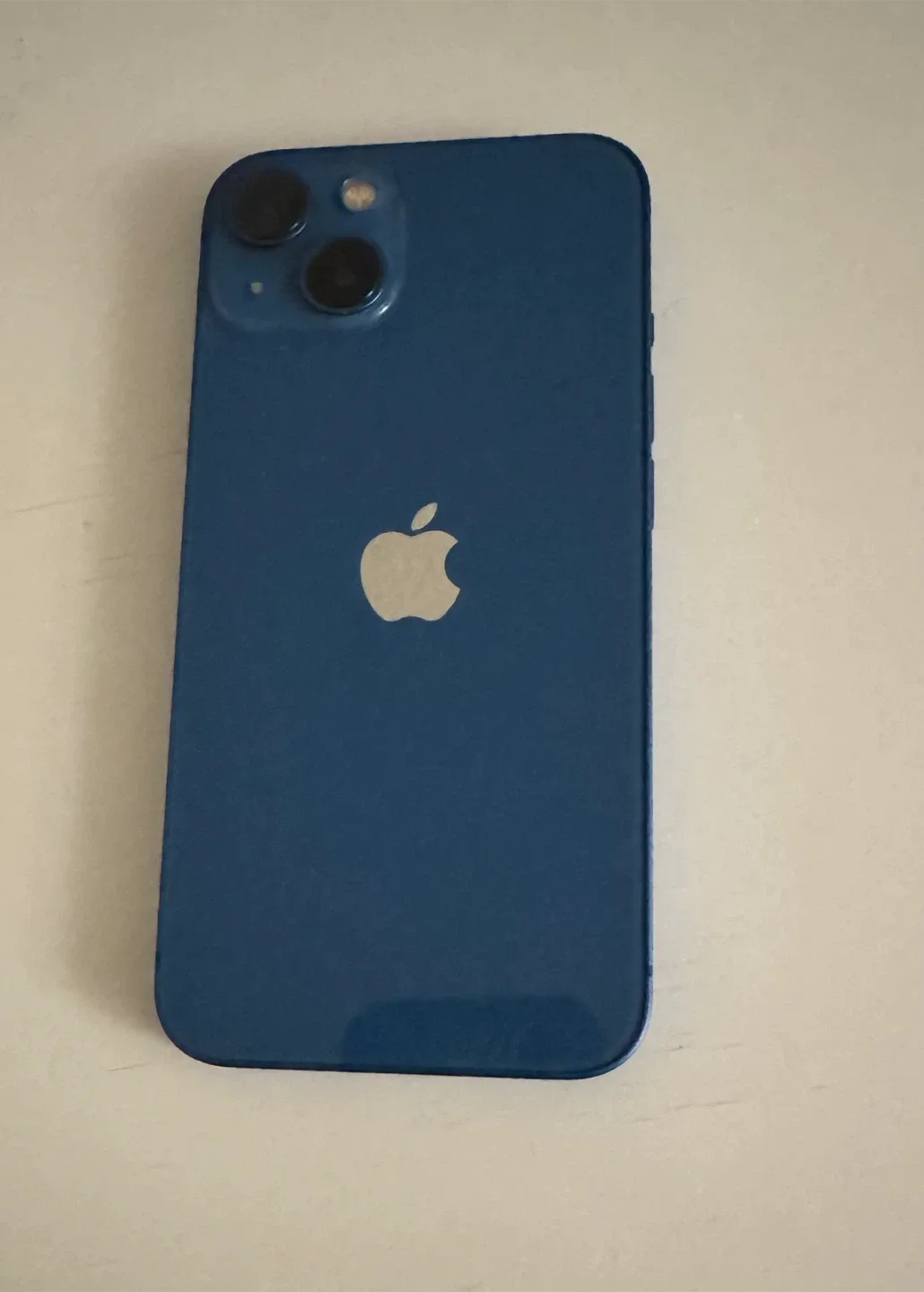 Apple iPhone 13, Blue image indicator(3)