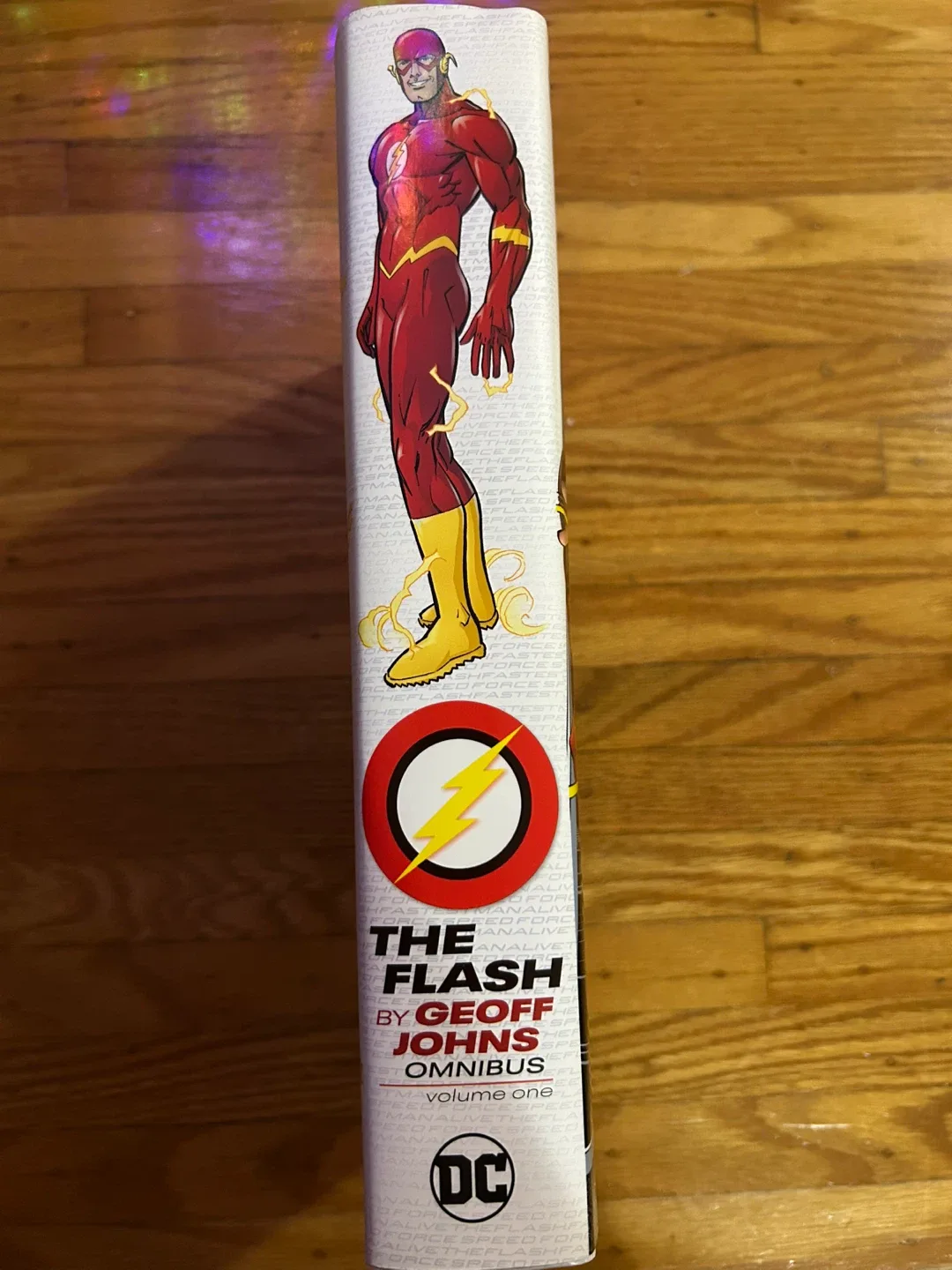 The Flash by Geoff Johns Omnibus Vol. 1 image indicator(3)