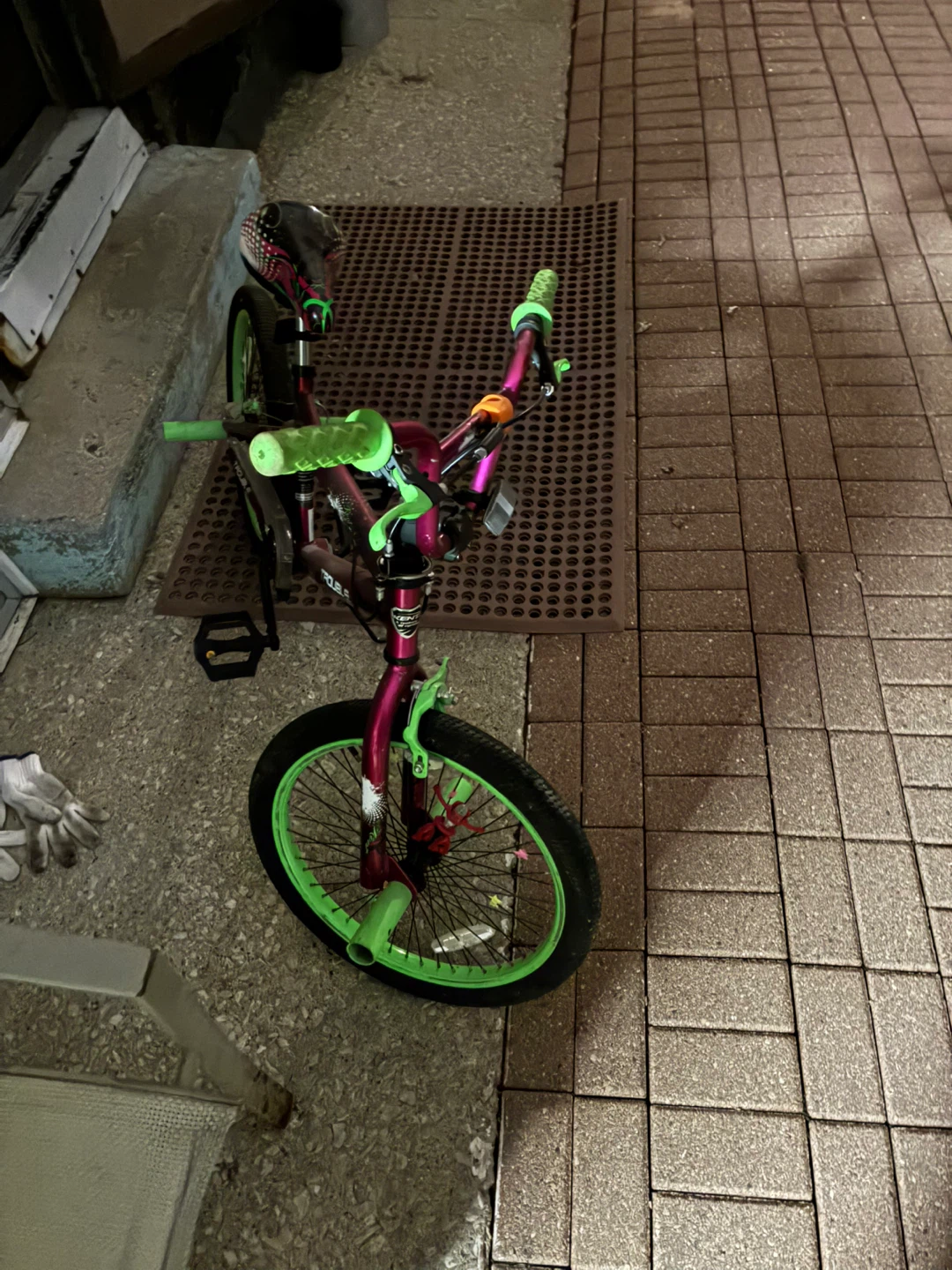 Pink and Green Kids Bike - photo 2