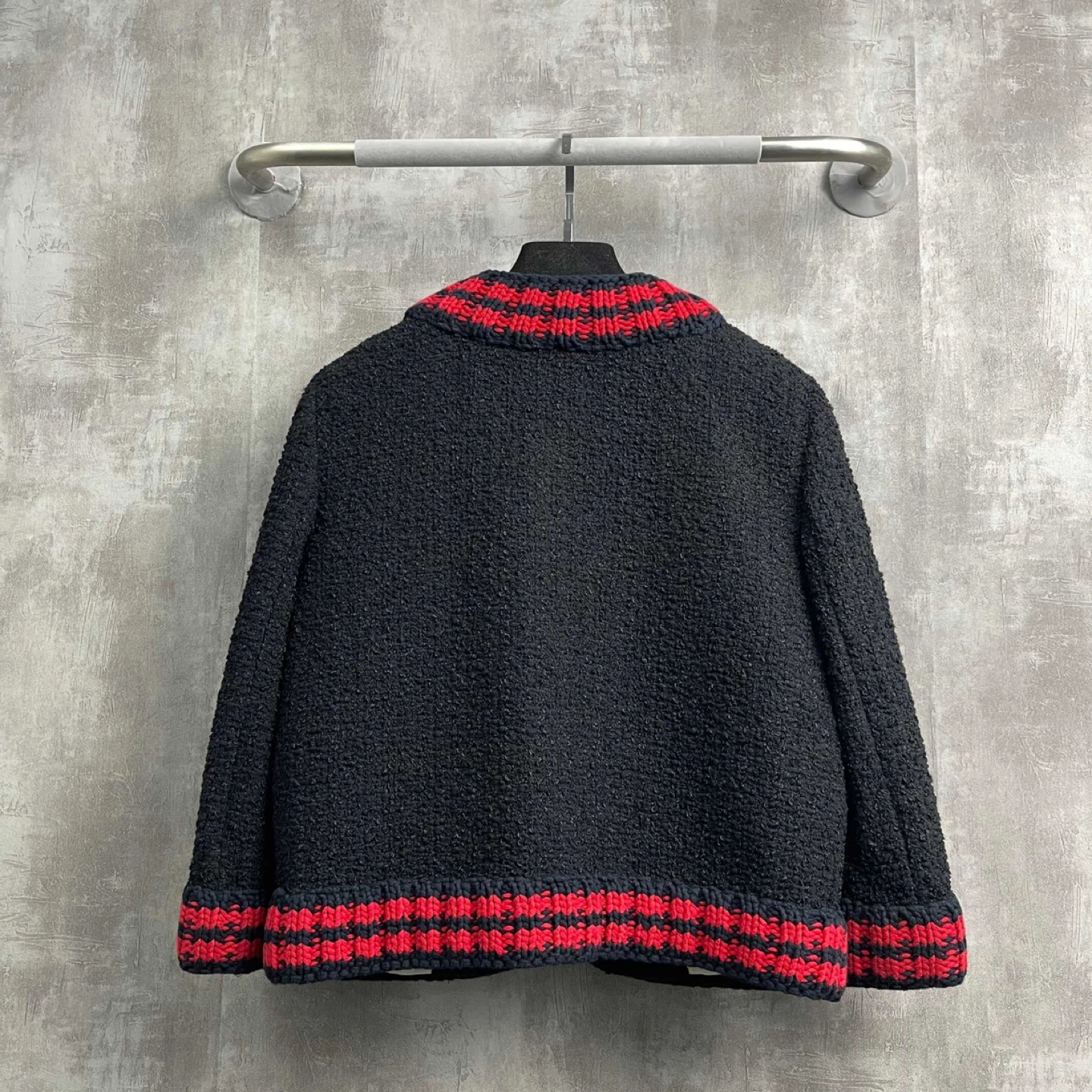 Authentic Gucci Black & Red Tweed Jacket - photo 2