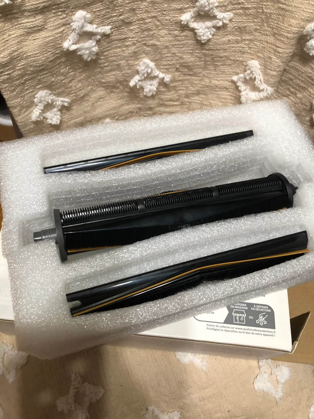 Vacuum Cleaner Brush Roll and Side Brushes - photo 2