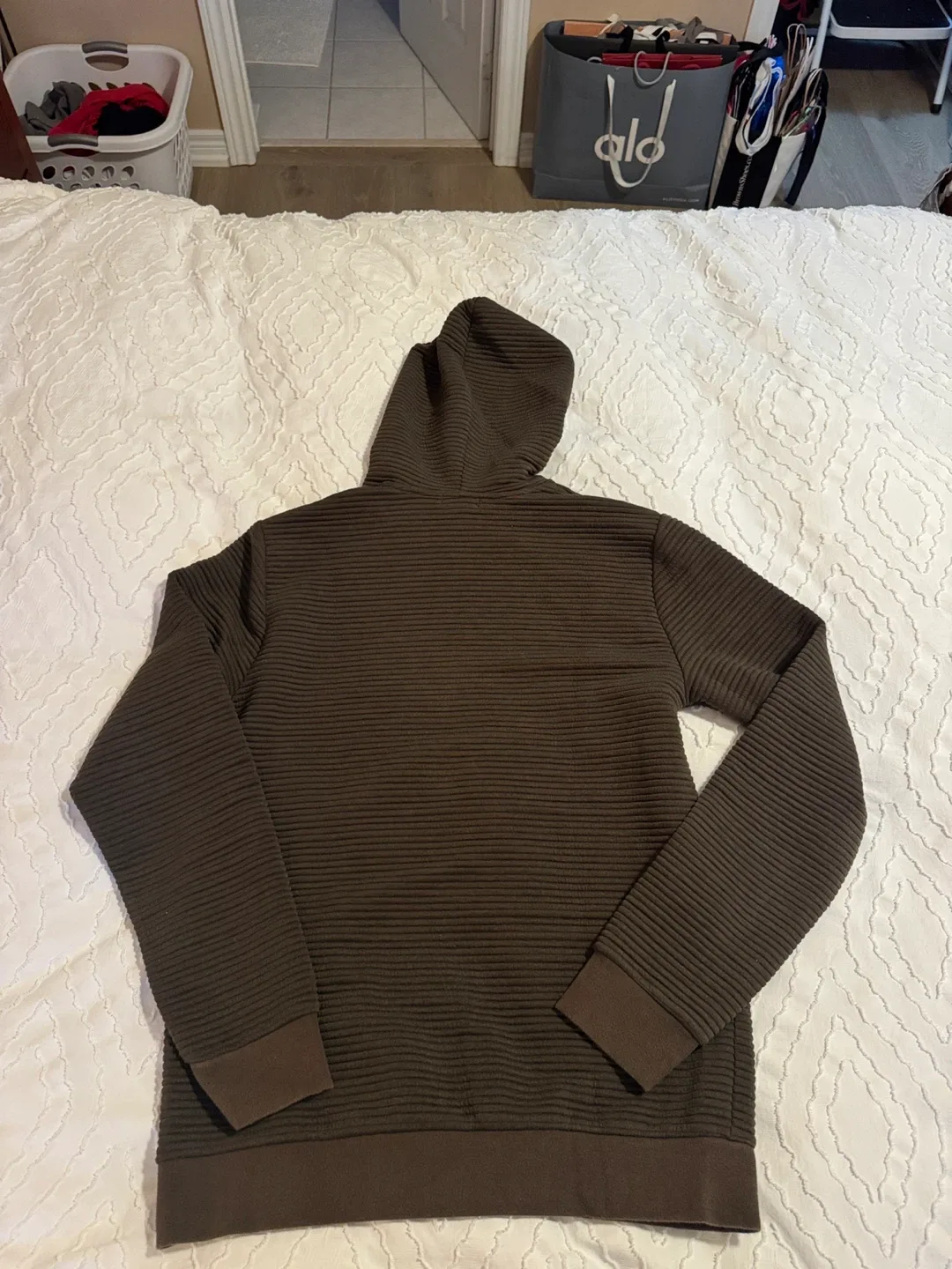 Forever 21 Men's Brown Hoodie - Size S image indicator(2)