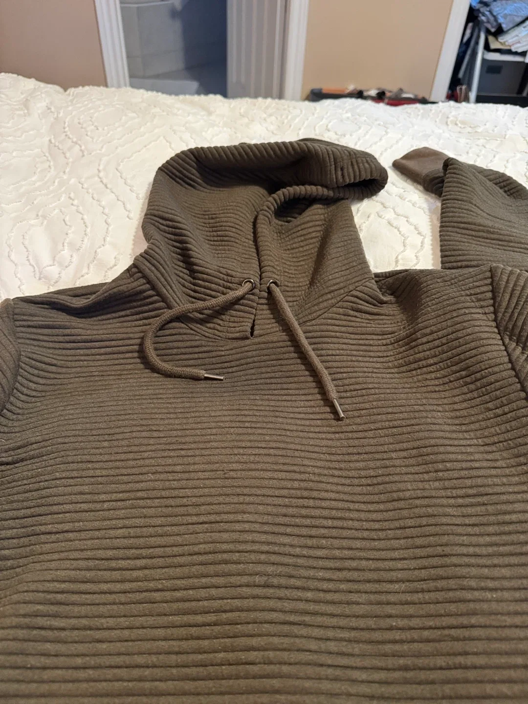 Forever 21 Men's Brown Hoodie - Size S image indicator(4)