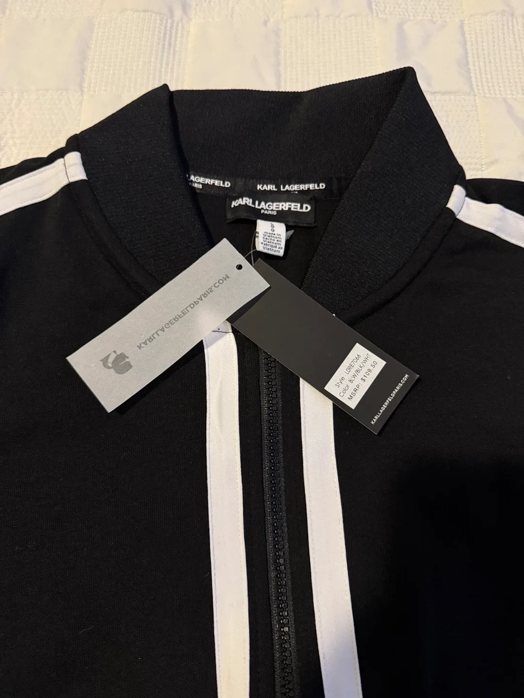 New Karl Lagerfeld Paris Black Jacket Size S image indicator(3)