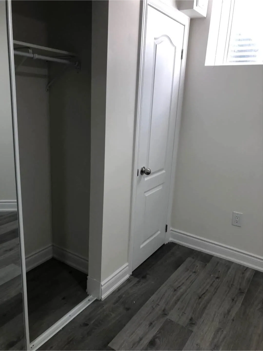 3 bed 2 bath 1 large Private Room for rent image indicator(5)