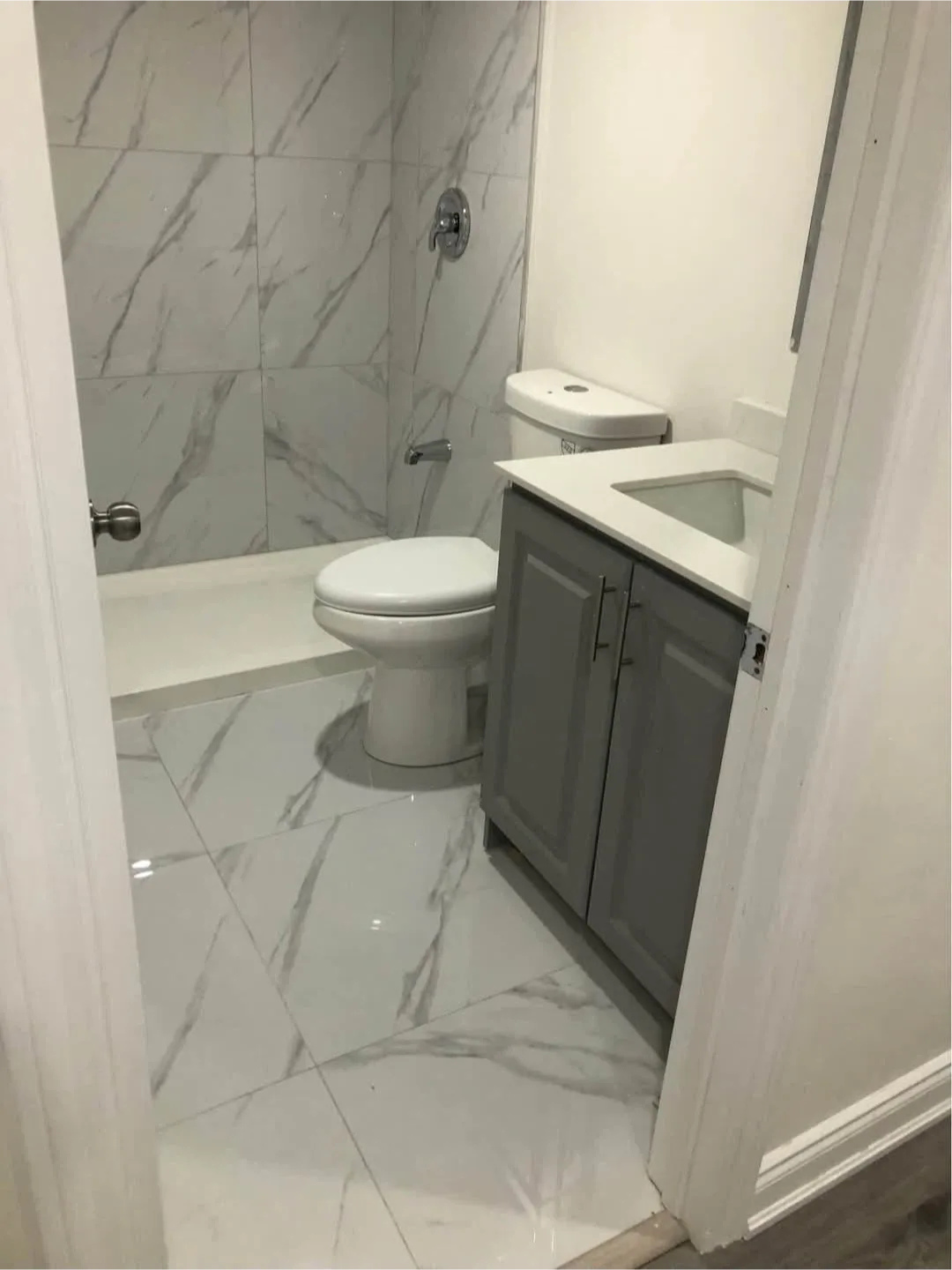 3 bed 2 bath 1 large Private Room for rent image indicator(9)