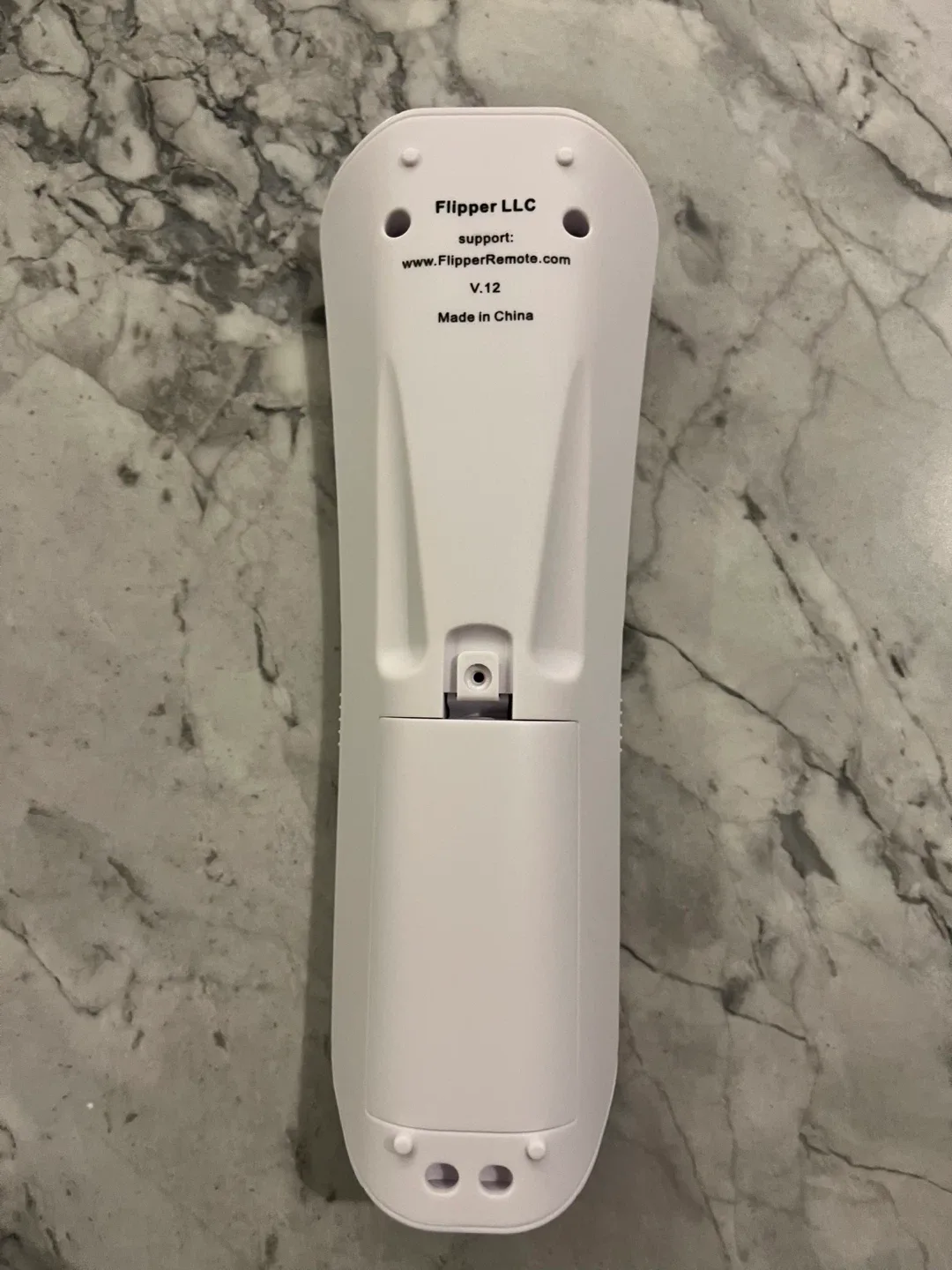 Flipper Big Button Universal TV Remote for Seniors, Elders image indicator(4)