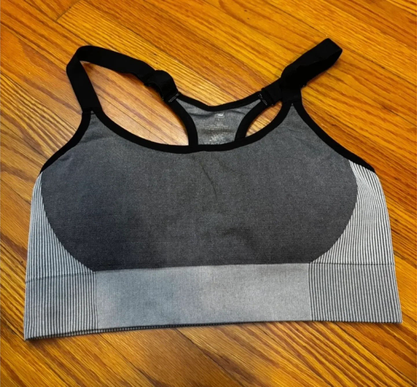 New Balance Sports Bra - Size M