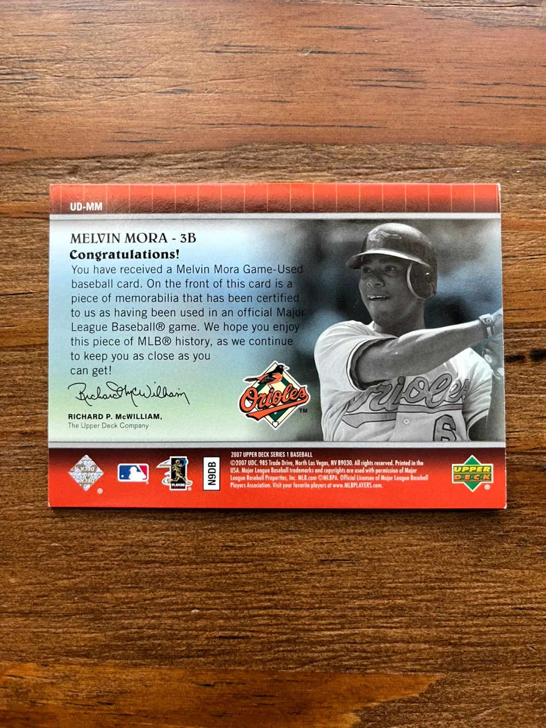 2007 UPPER DECK GAME MATERIALS UD-MM MELVIN MORA SERIES 1 image indicator(2)