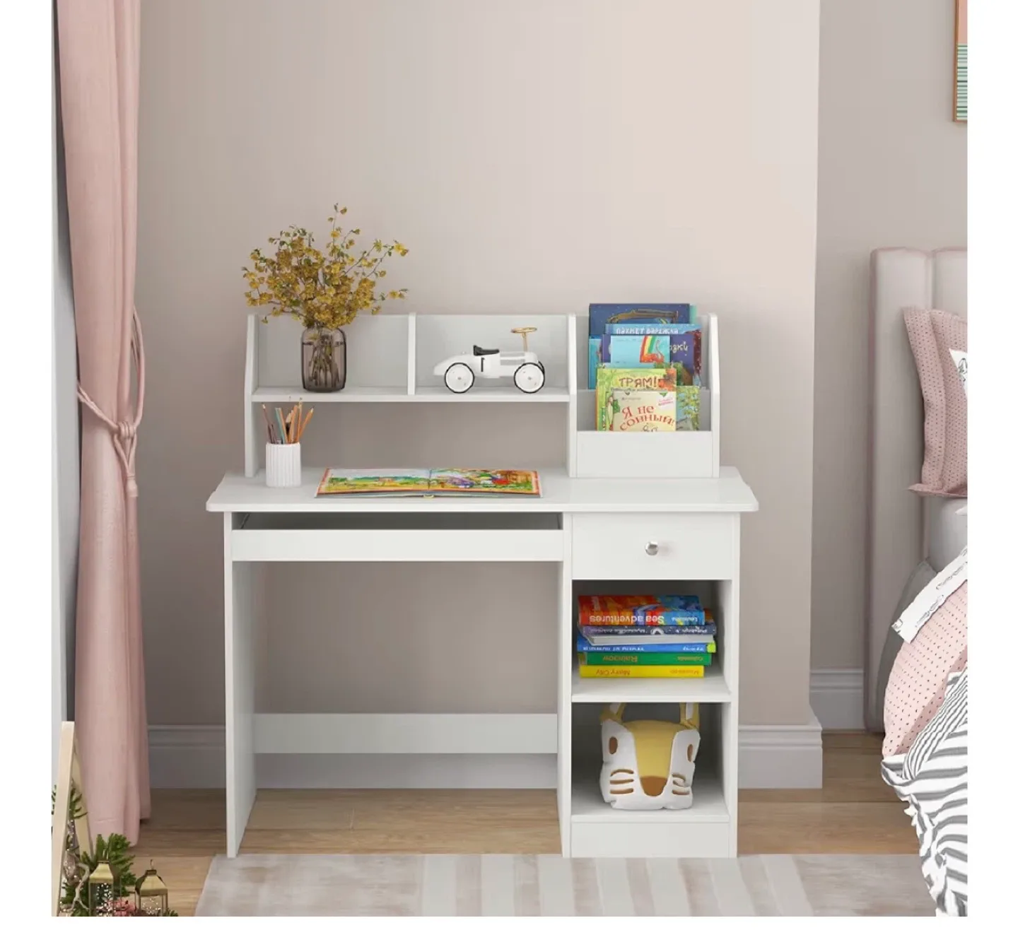 White Kids Desk with Hutch