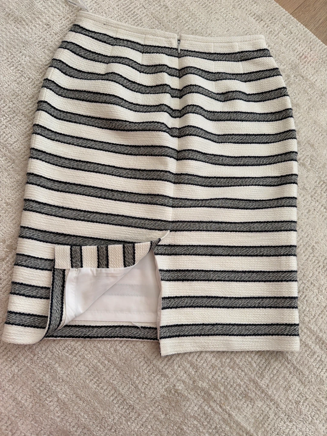 Calvin Klein Striped Skirt - Size 4 - photo 2