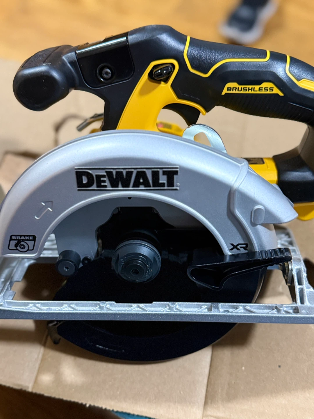 DeWalt 20V XR Cordless Circular Saw Kit w/ 6 1/2" Blade