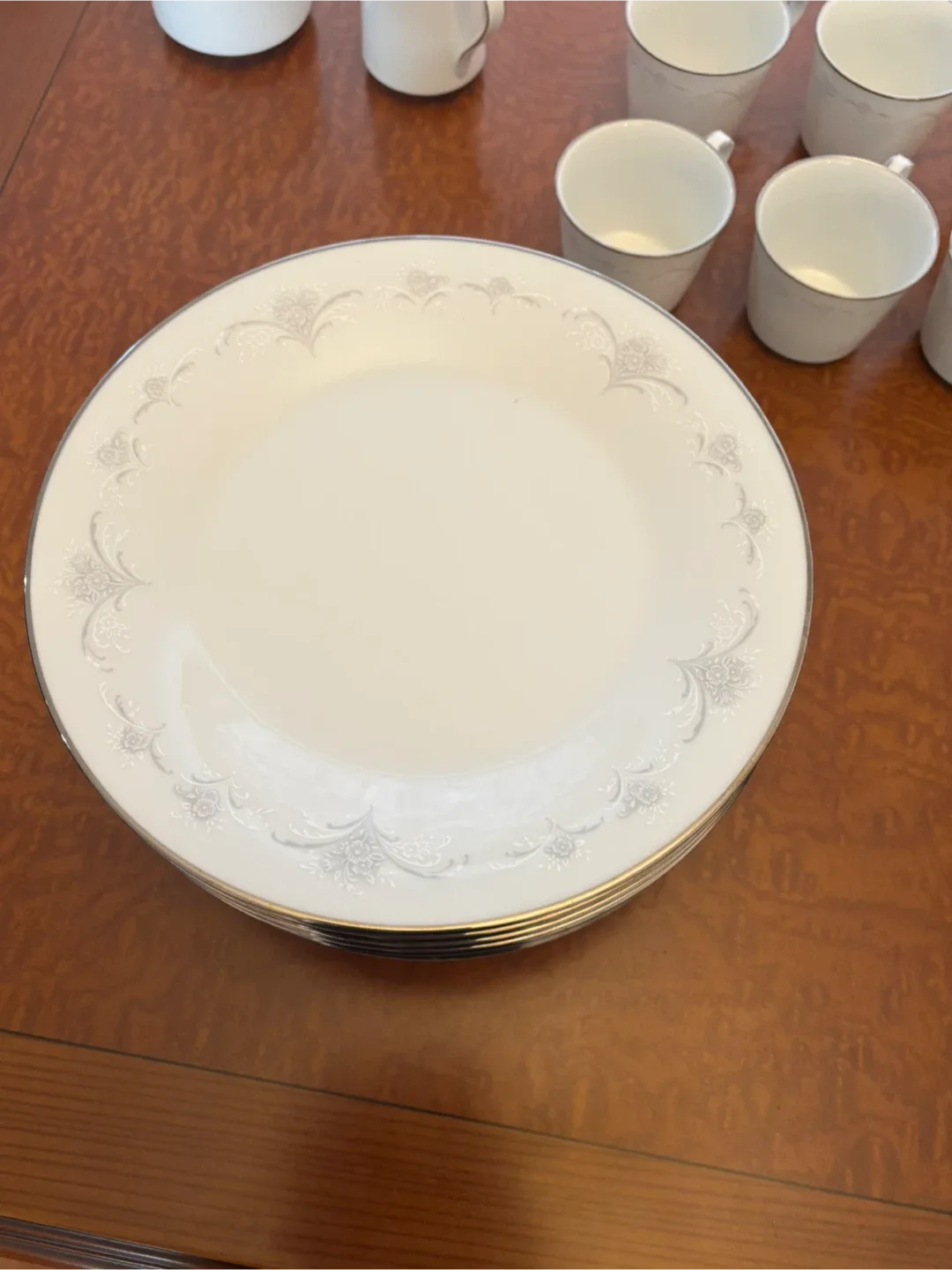 Noritake Casablanca China Set- 65 Pieces image indicator(10)